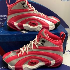 Reebok Shaqnosis Kids Size 6.5